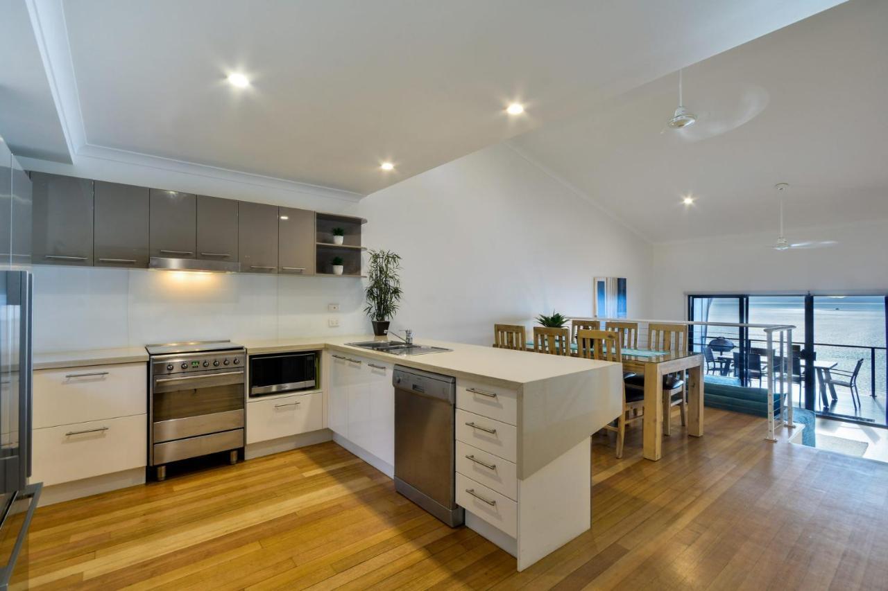 Shorelines 31 Renovated Upmarket Two Bedroom Apartment With Ocean Views And Buggy Hamilton Island Exterior photo